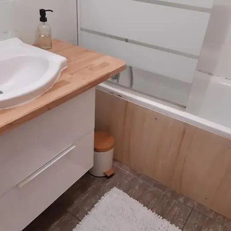 Charmante Maison Dans Le Gers, Proche Et Centre-ville * LʼIsle-Jourdain