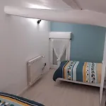 Charmante Maison Dans Le Gers, Proche Et Centre-ville Apartment LʼIsle-Jourdain